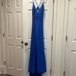 Sleek Royal Blue V-Neck Prom Dress with Beaded Bodice